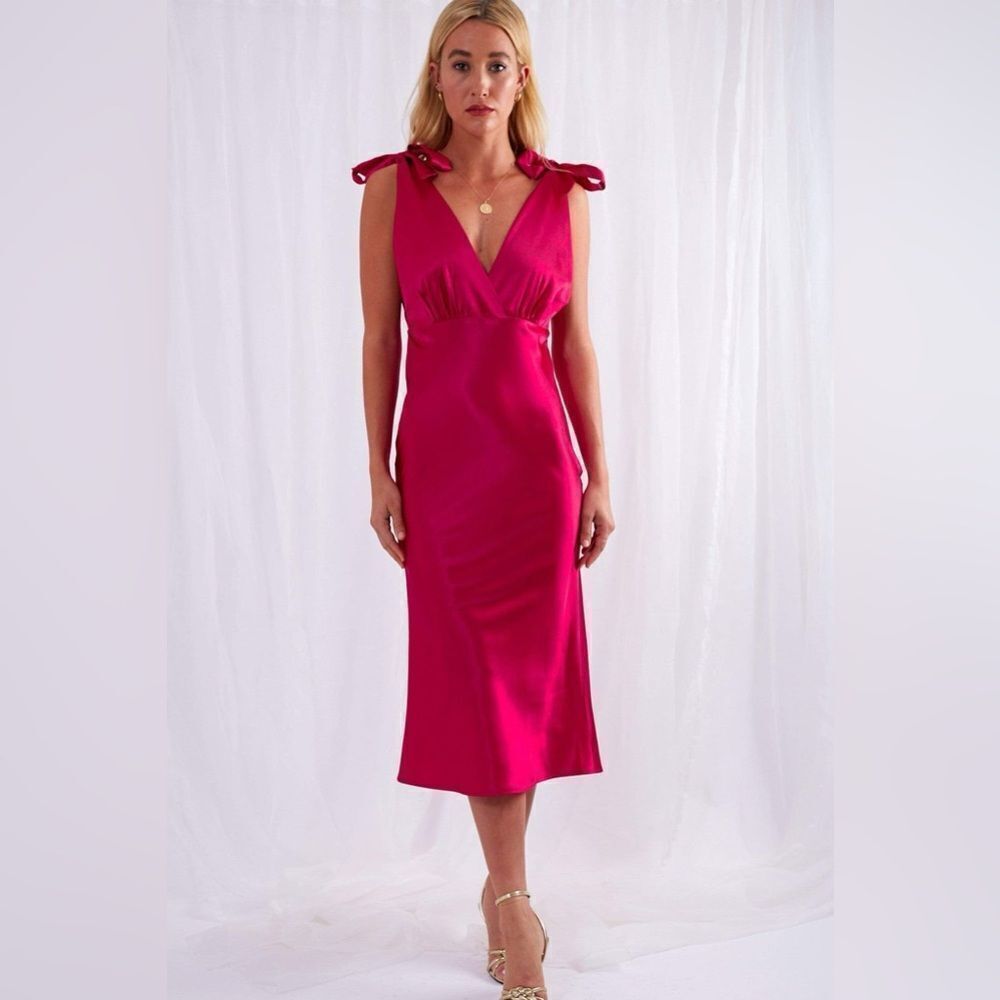 NWT PRETTY LAVISH‎ Lonnie Tie Midi Dress - Magenta pink size 8 satin v-neck